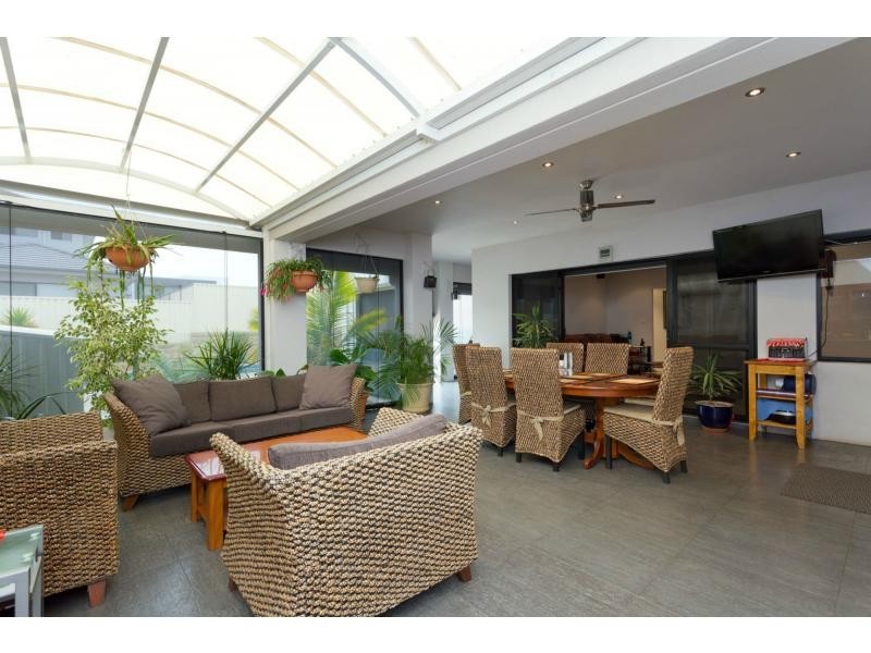 9 Islandview Rise, Yangebup WA 6164