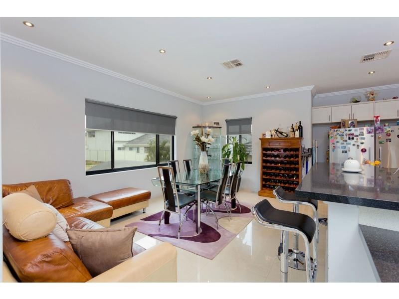 9 Islandview Rise, Yangebup WA 6164