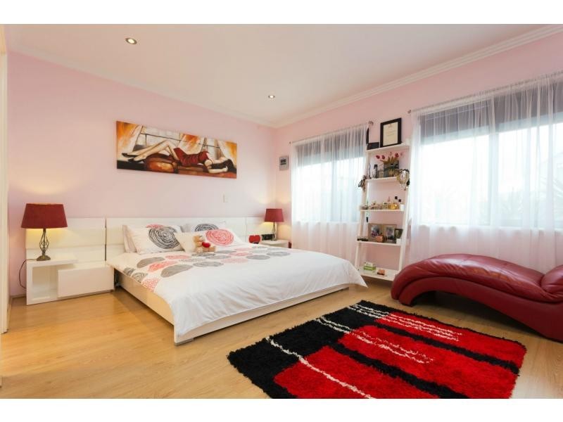 9 Islandview Rise, Yangebup WA 6164