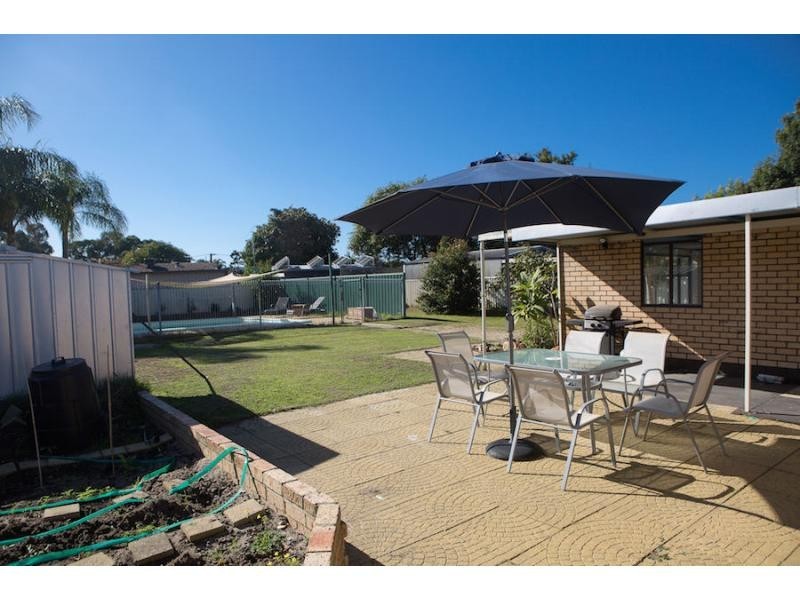 22 Corfield Street, Gosnells WA 6110