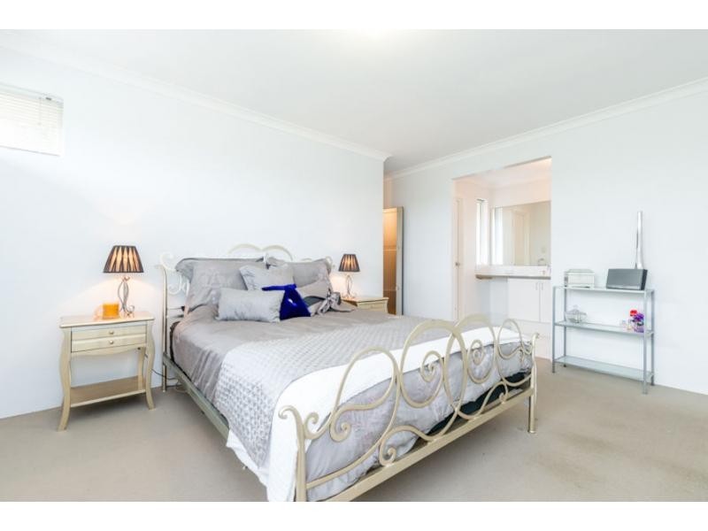 40 Kingaroy Drive, Baldivis WA 6171