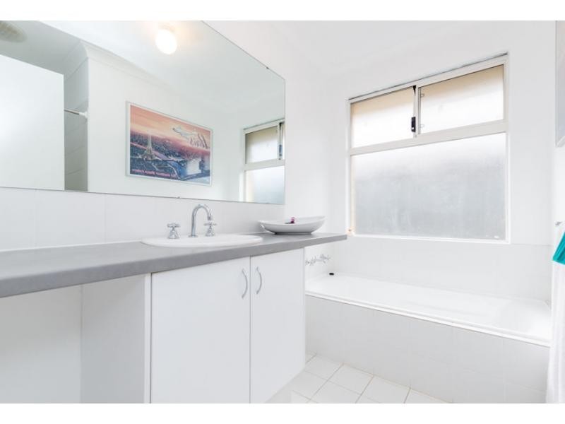 40 Kingaroy Drive, Baldivis WA 6171