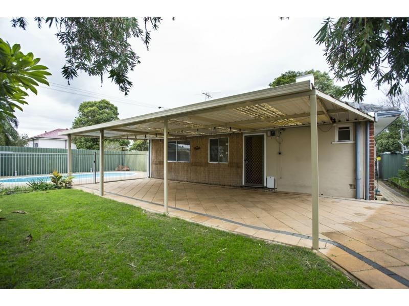 18 O’Neile Parade, Redcliffe WA 6104