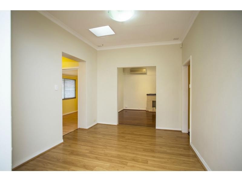 18 O’Neile Parade, Redcliffe WA 6104