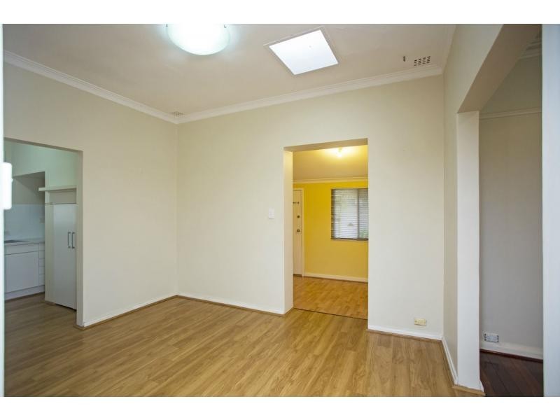 18 O’Neile Parade, Redcliffe WA 6104