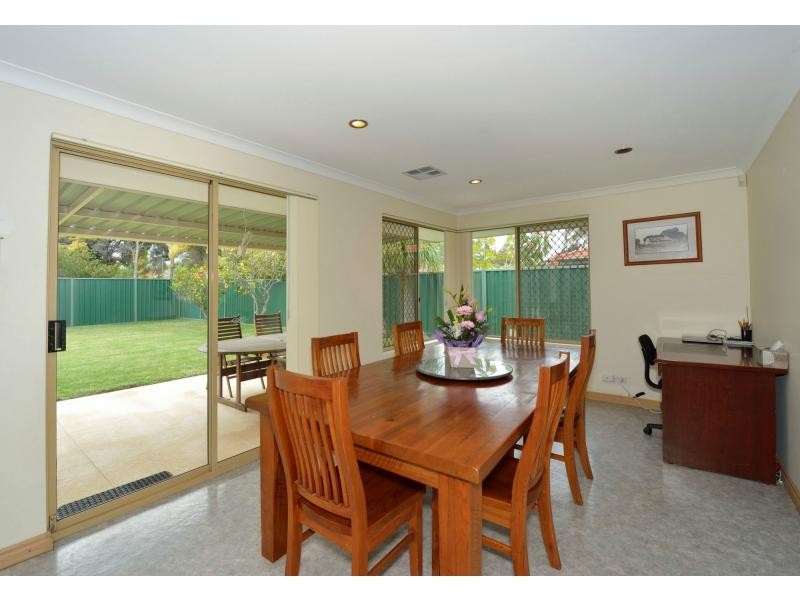3 Underdale Place, Coodanup WA 6210