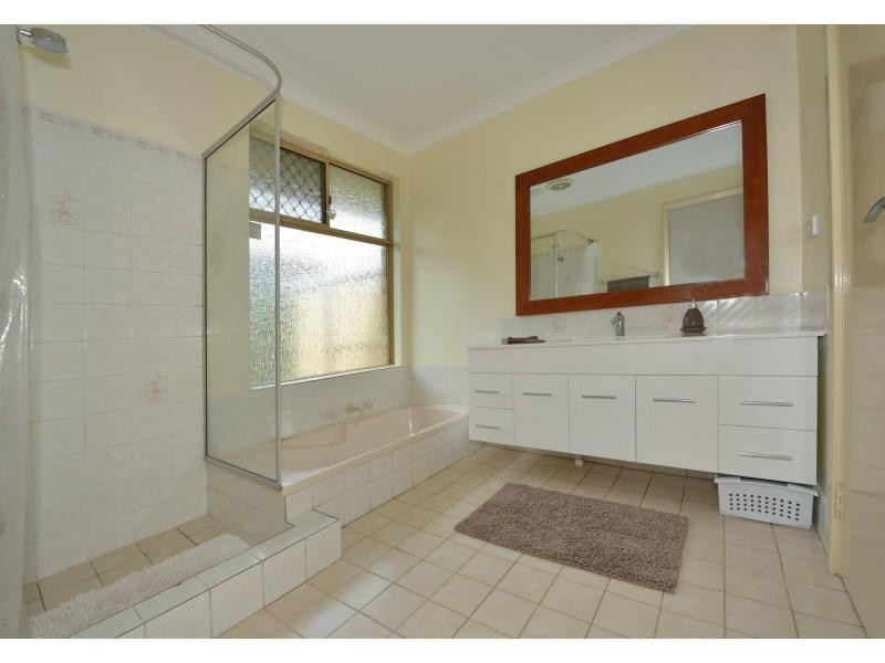3 Underdale Place, Coodanup WA 6210
