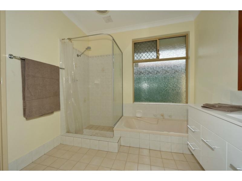 3 Underdale Place, Coodanup WA 6210