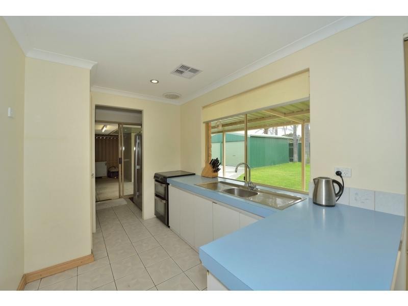 3 Underdale Place, Coodanup WA 6210