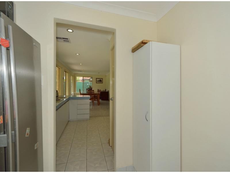 3 Underdale Place, Coodanup WA 6210