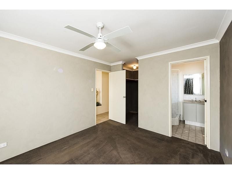 17 Mayflower Close, Port Kennedy WA 6172