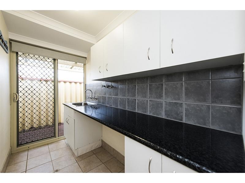 17 Mayflower Close, Port Kennedy WA 6172