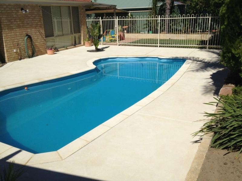 77 Inverness Circle, Camillo WA 6111