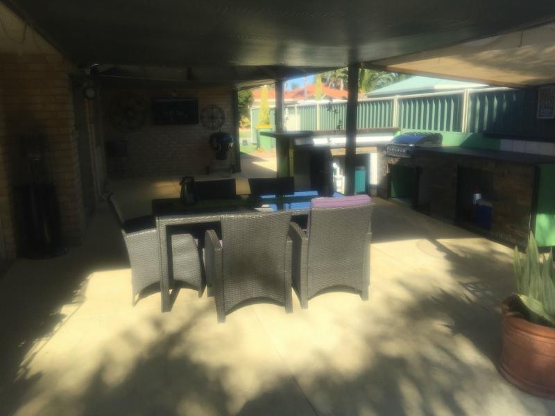 77 Inverness Circle, Camillo WA 6111