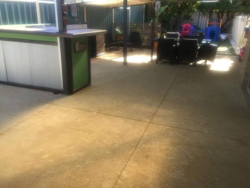 77 Inverness Circle, Camillo WA 6111