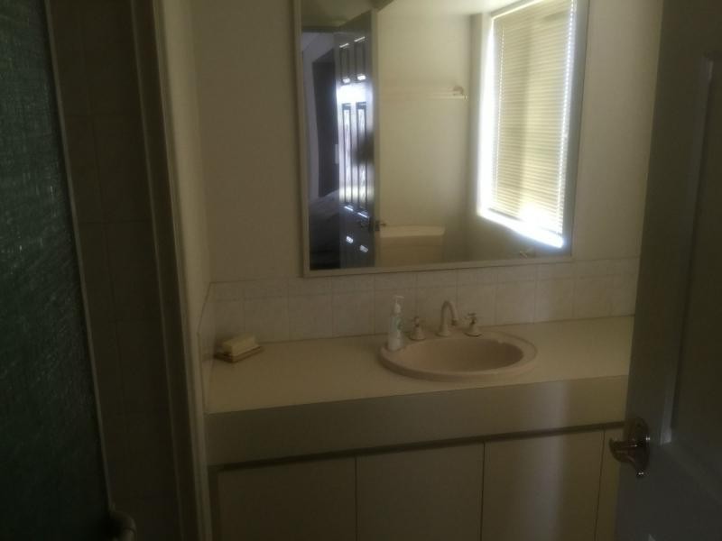 77 Inverness Circle, Camillo WA 6111