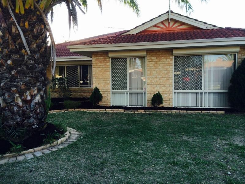 77 Inverness Circle, Camillo WA 6111