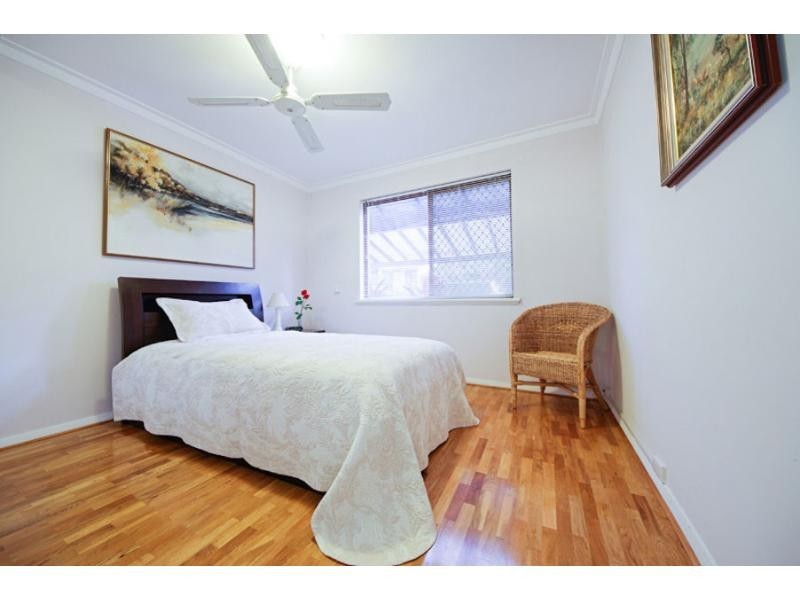 1/75 Ley Street, Como WA 6152