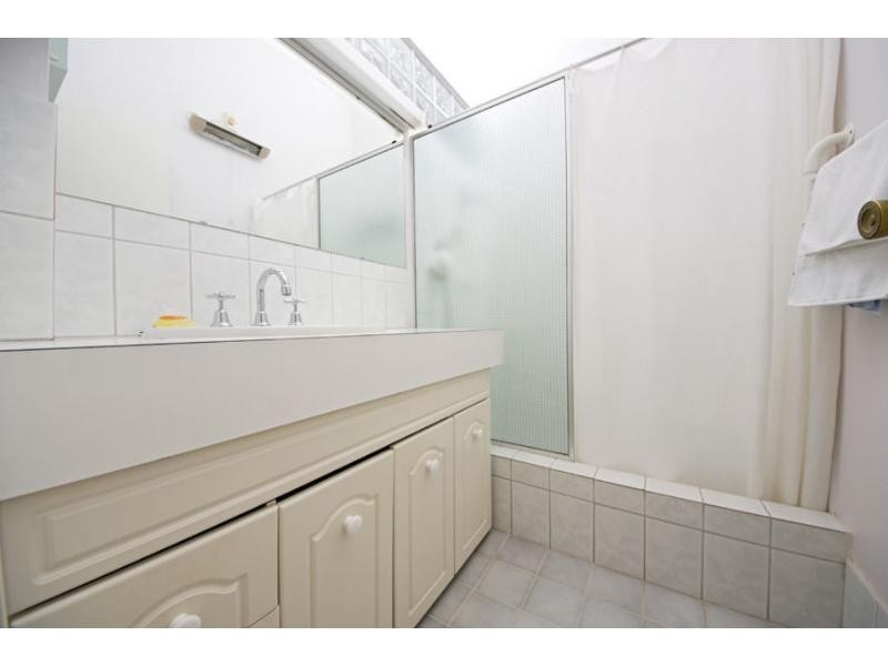 1/75 Ley Street, Como WA 6152