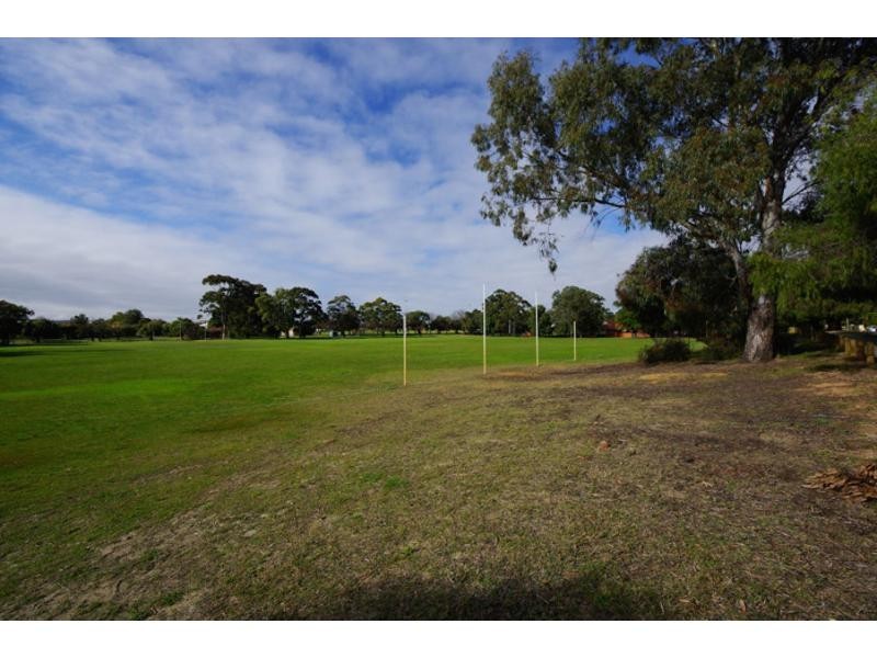 1/75 Ley Street, Como WA 6152