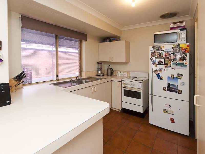 30 Kookaburra Crescent, High Wycombe WA 6057