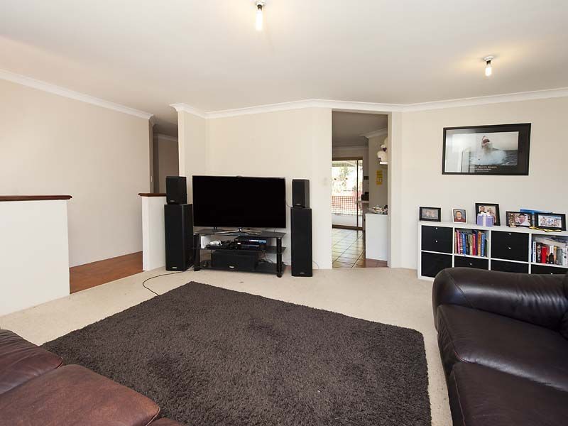 30 Kookaburra Crescent, High Wycombe WA 6057