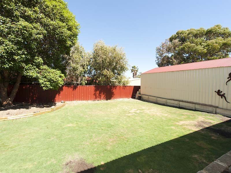 30 Kookaburra Crescent, High Wycombe WA 6057