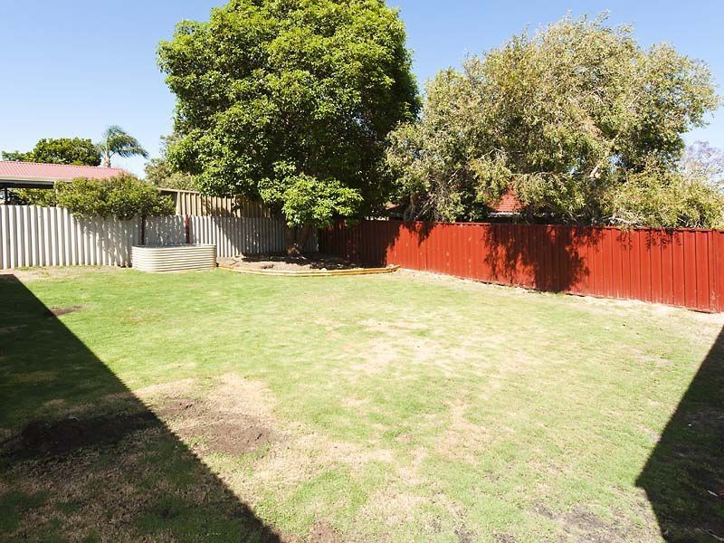 30 Kookaburra Crescent, High Wycombe WA 6057