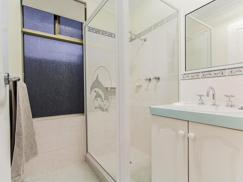 18 Bonnydoon Court, Cooloongup WA 6168