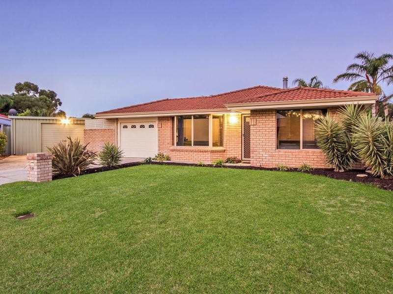 18 Bonnydoon Court, Cooloongup WA 6168