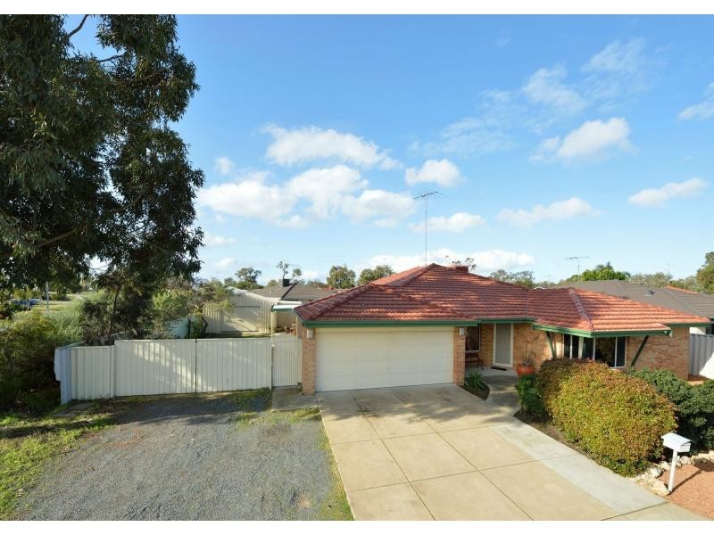 1 Gwalia Mews, Dudley Park WA 6210