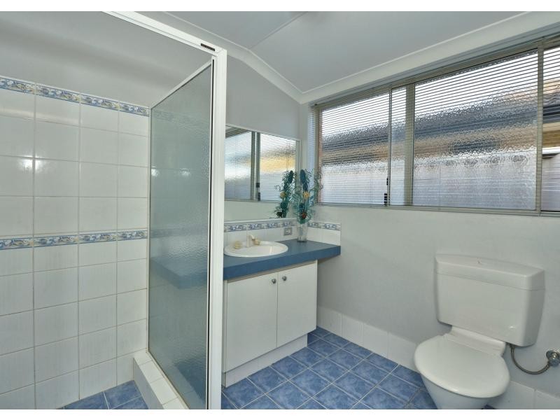 1 Gwalia Mews, Dudley Park WA 6210