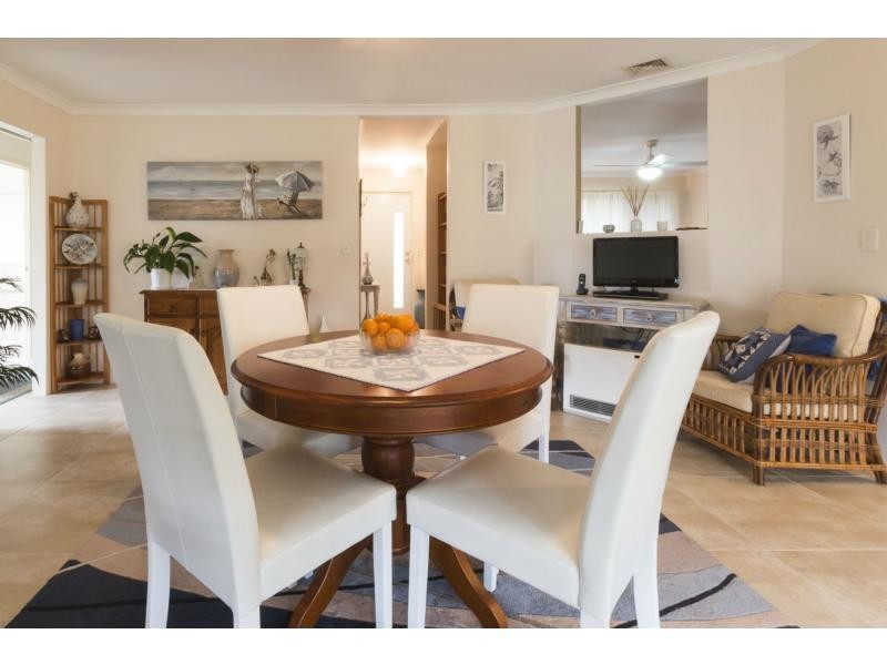 1A Takura Close, Greenfields WA 6210