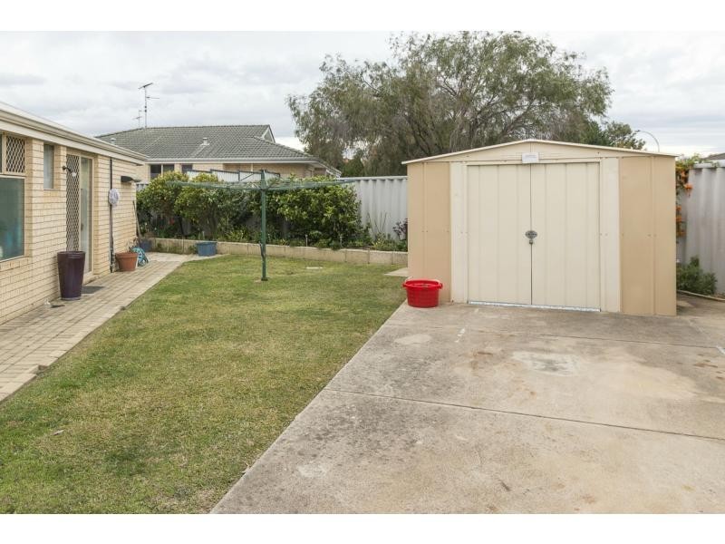 1A Takura Close, Greenfields WA 6210