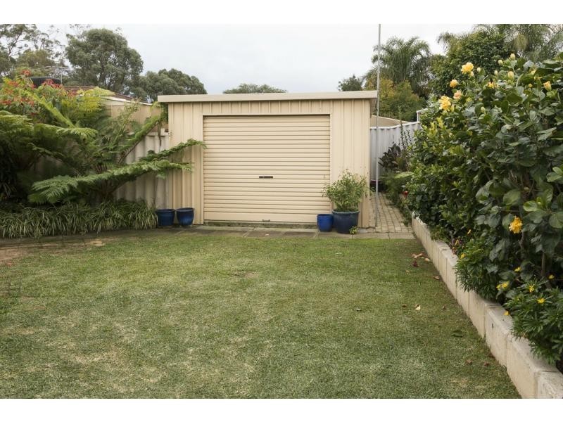 1A Takura Close, Greenfields WA 6210