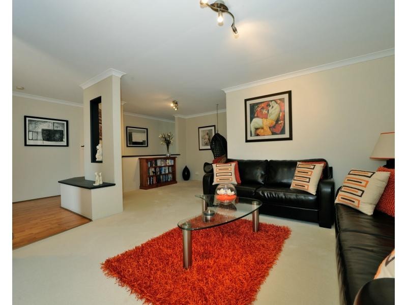 1 Laser Close, Warnbro WA 6169