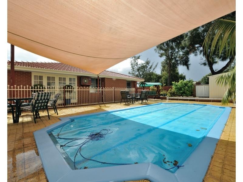 1 Laser Close, Warnbro WA 6169