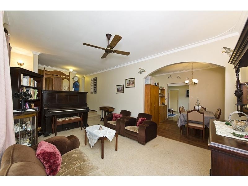 3 Albion Street, Craigie WA 6025