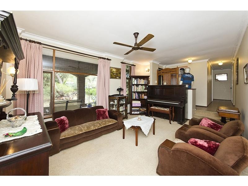 3 Albion Street, Craigie WA 6025