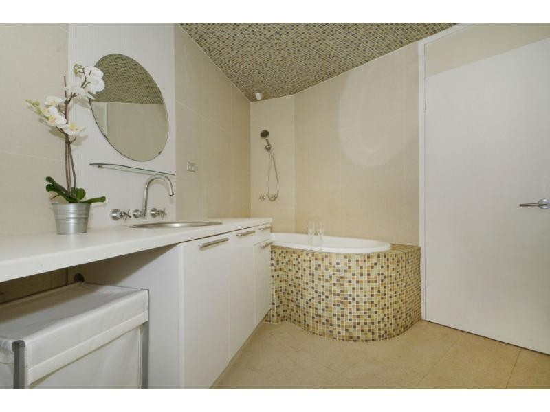 Unit 4a/49 Herdsman Parade, Wembley WA 6014