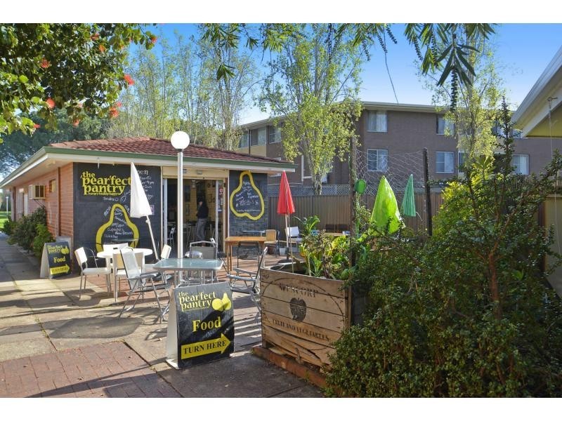 Unit 4a/49 Herdsman Parade, Wembley WA 6014