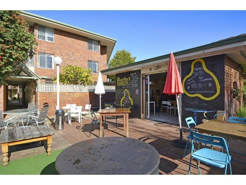 Unit 4a/49 Herdsman Parade, Wembley WA 6014