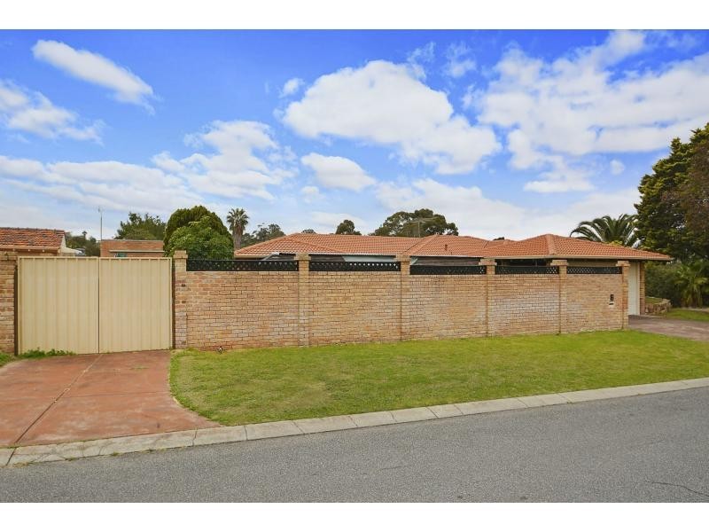 5 Moffat Place, Warwick WA 6024