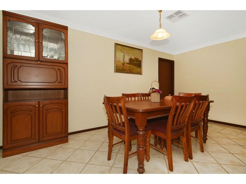 5 Moffat Place, Warwick WA 6024