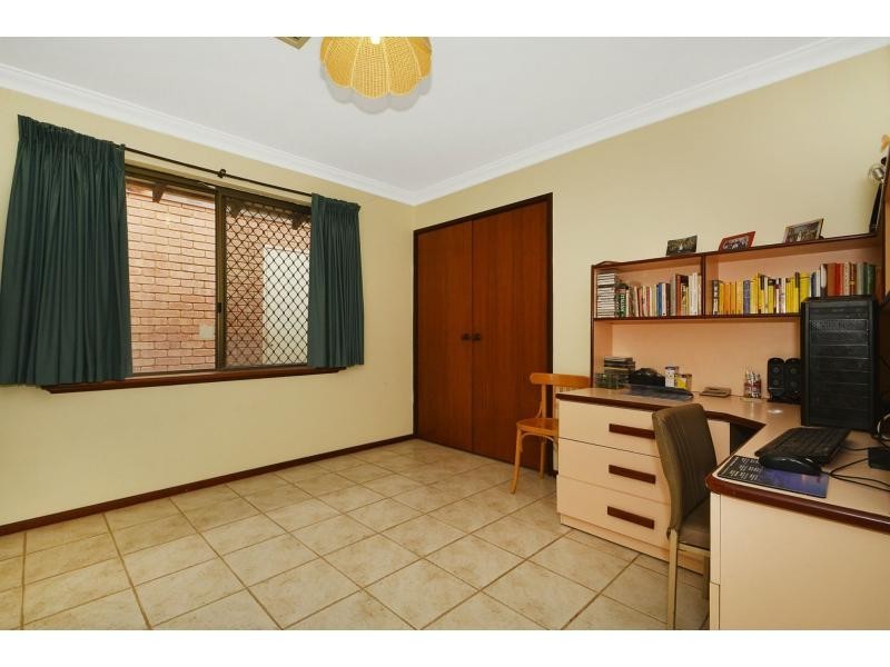 5 Moffat Place, Warwick WA 6024