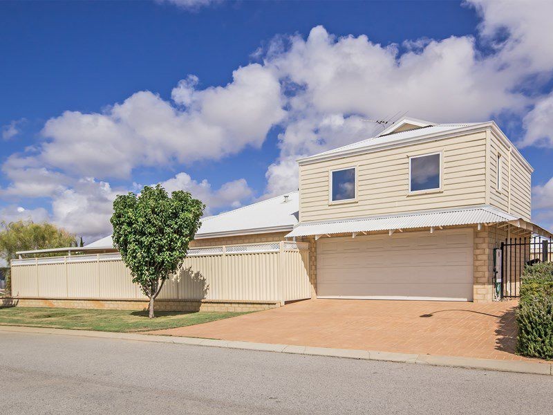 2 Knutsford Crescent, Port Kennedy WA 6172