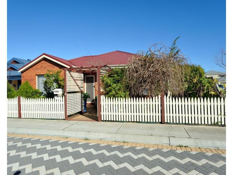 26 Amity Circuit, Shoalwater WA 6169