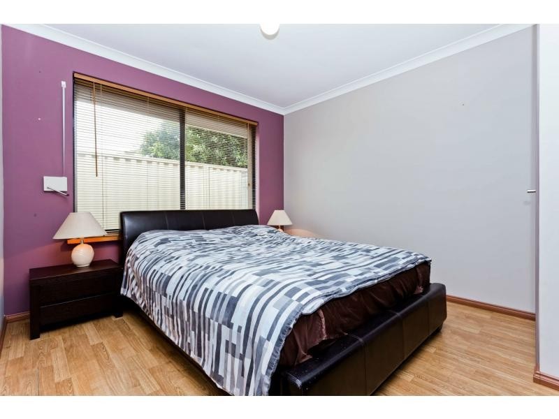 2 Winston Way, Madeley WA 6065