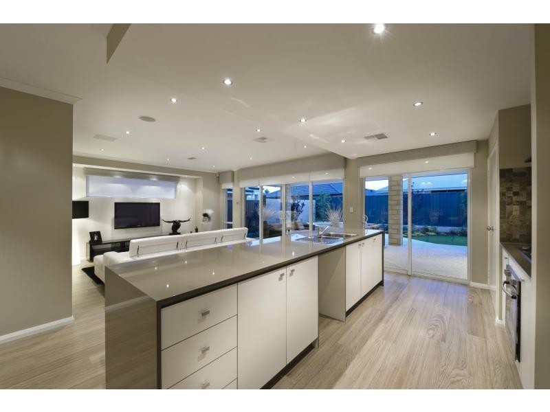 8 Strathmore Close, Baldivis WA 6171