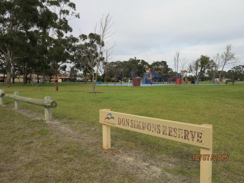 32 Duri Street, Armadale WA 6112